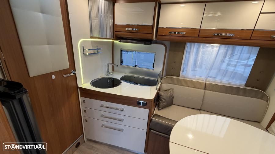 Fleurette Magister 74 LMF c.central e basculante - 4