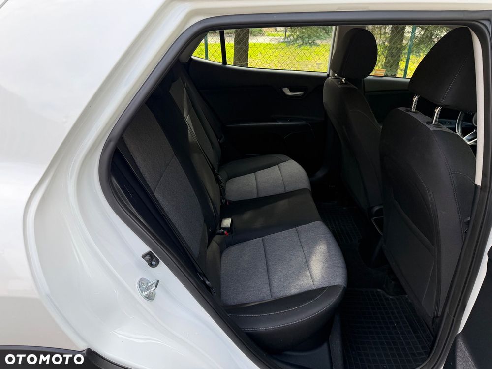 Kia Stonic 1.2 M - 33