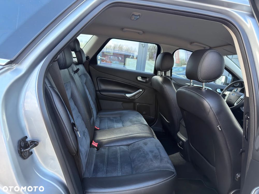 Ford Mondeo 2.0 Titanium X - 30