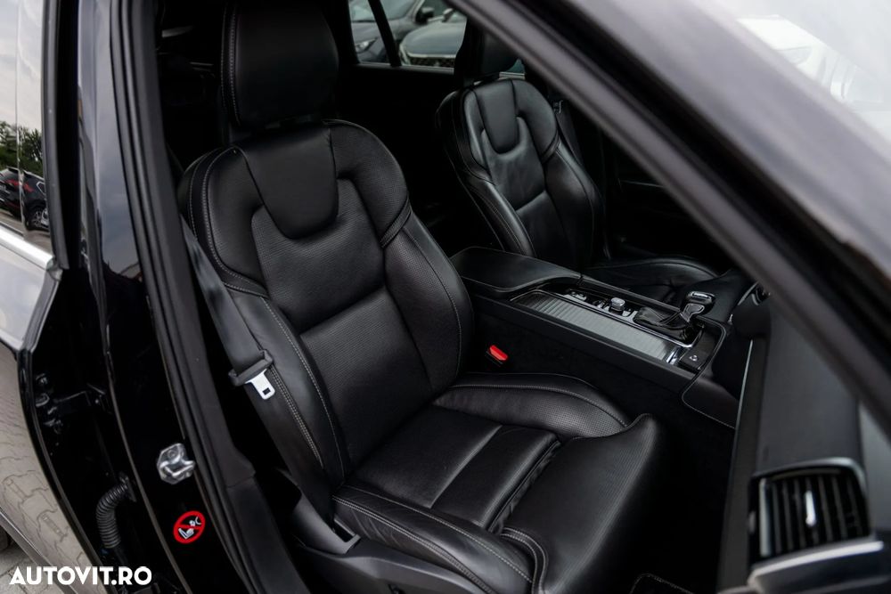 Volvo XC 90 D5 AWD Geartronic RDesign - 19