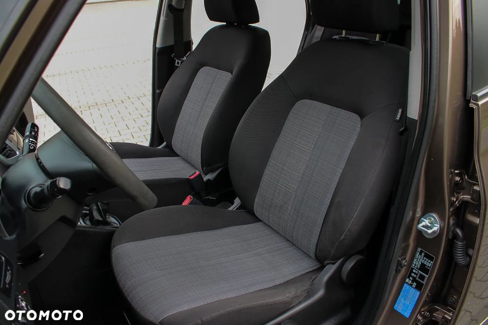 Kia Venga 1.4 CVVT Vision - 33