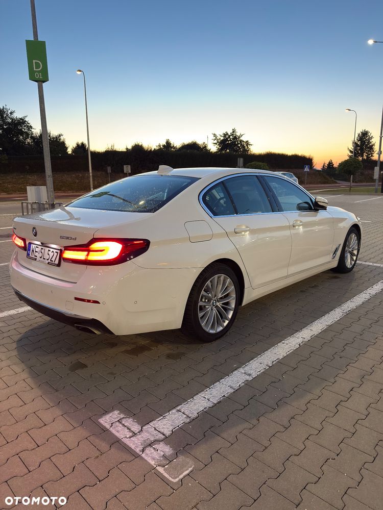BMW Seria 5 530d mHEV Luxury Line - 6