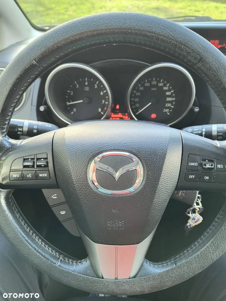 Mazda 5 - 3