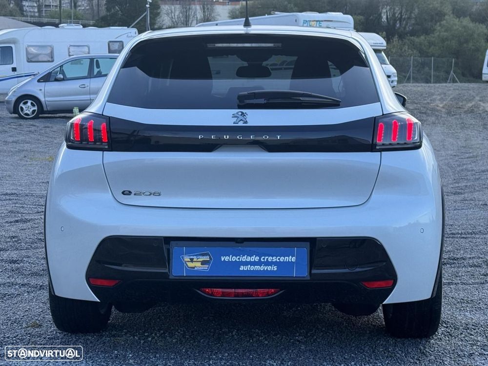 Peugeot e-208 50 kWh Allure - 13