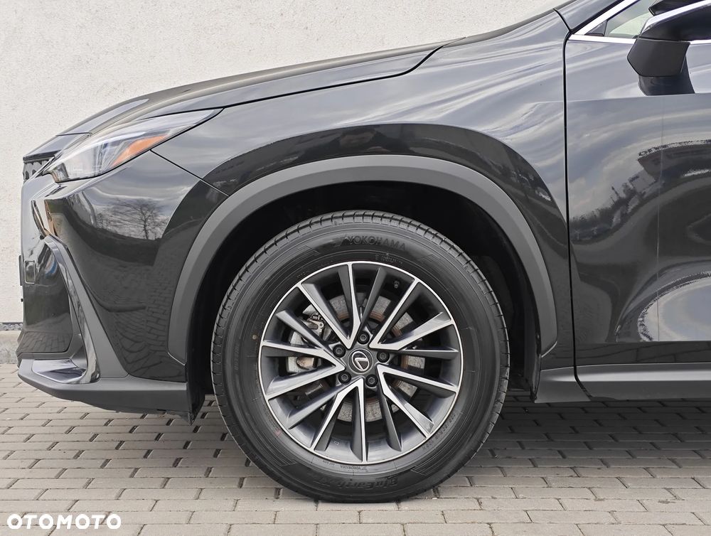 Lexus NX 350h Prestige AWD - 27