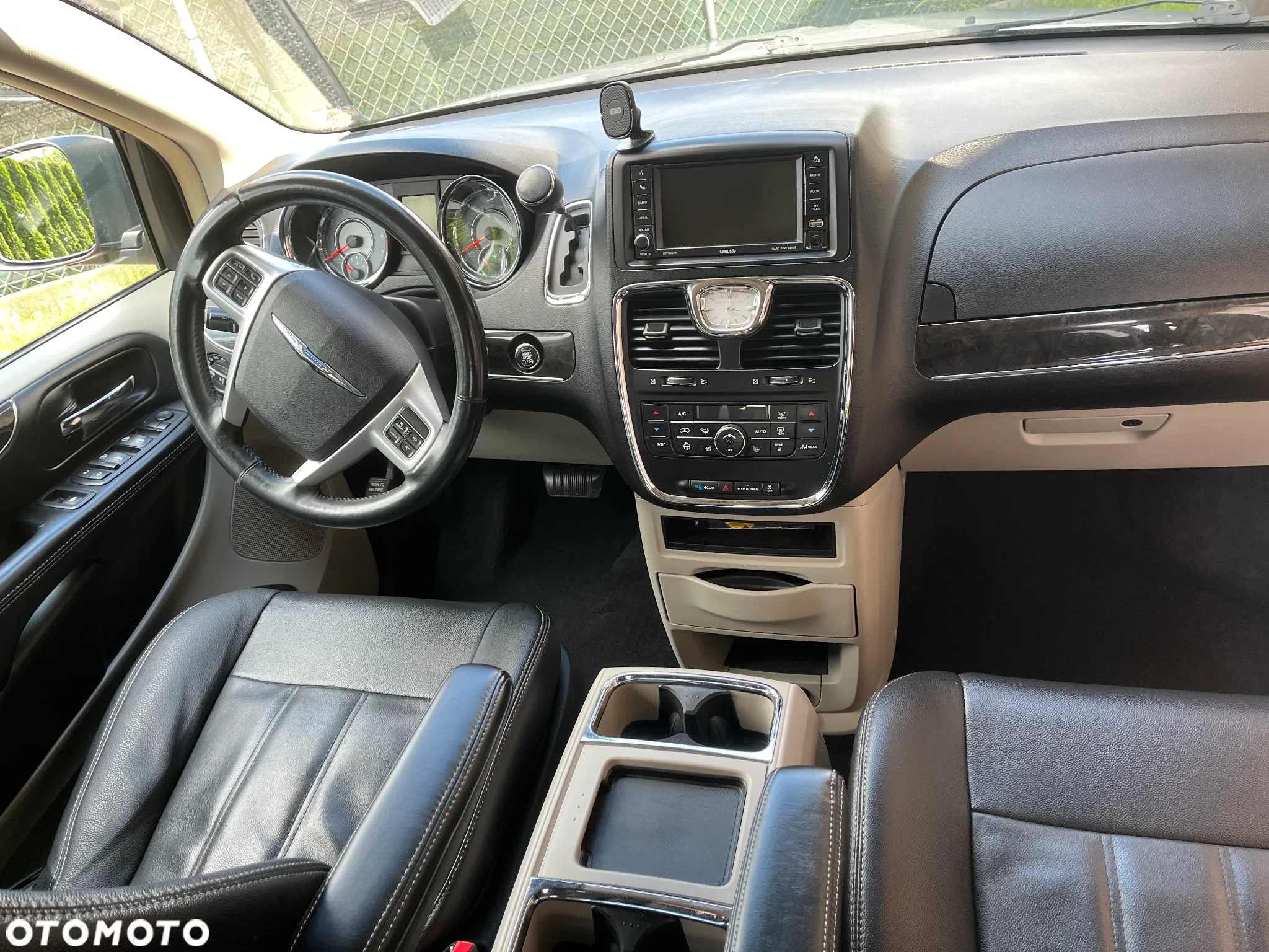 Chrysler Town & Country 3.6 Touring - 5