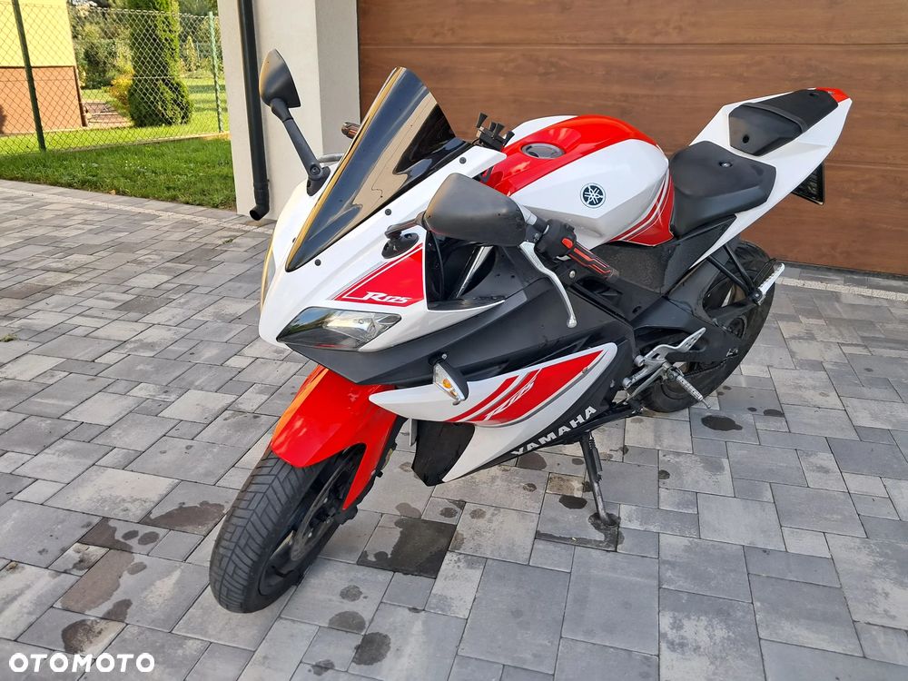 Yamaha YZF - 9