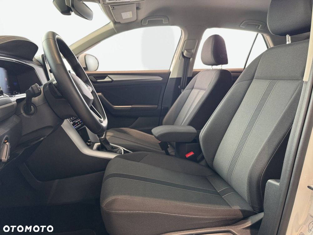 Volkswagen T-Roc - 10