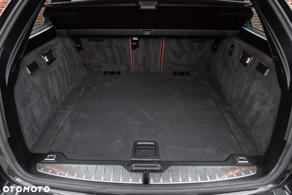 BMW Seria 5 - 33