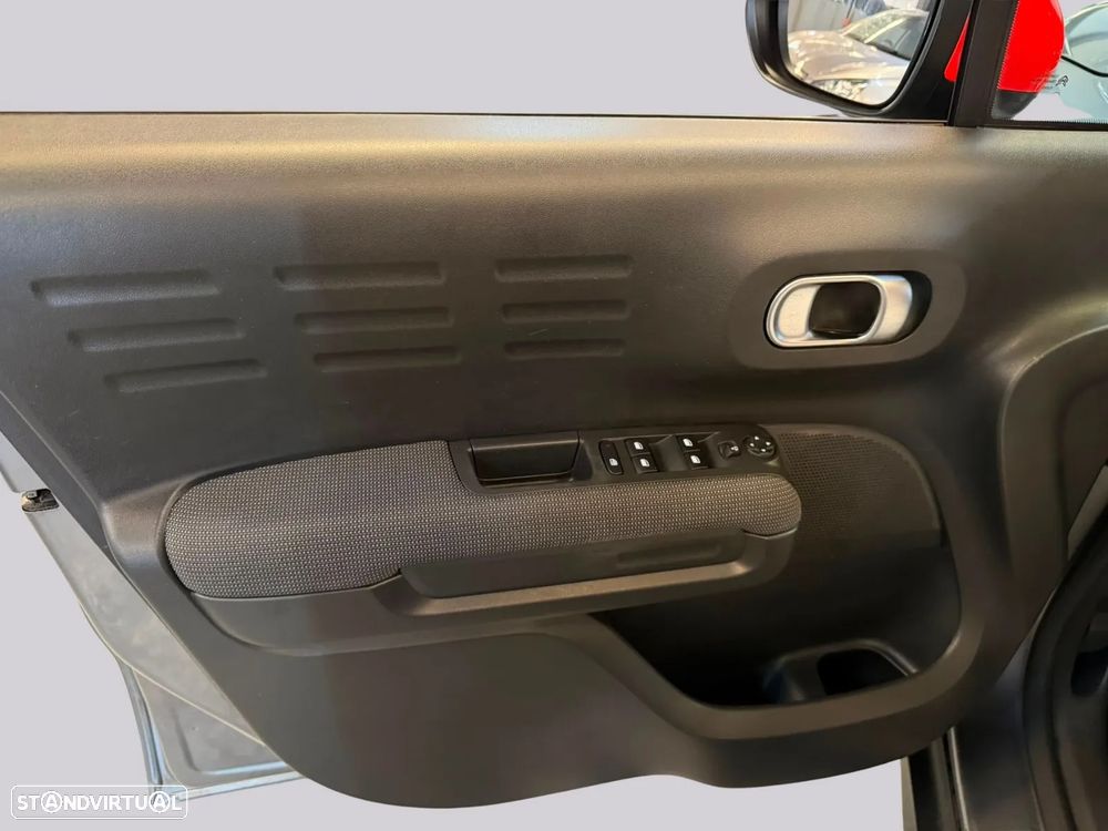 Citroën C3 Aircross 1.2 PureTech Shine - 17