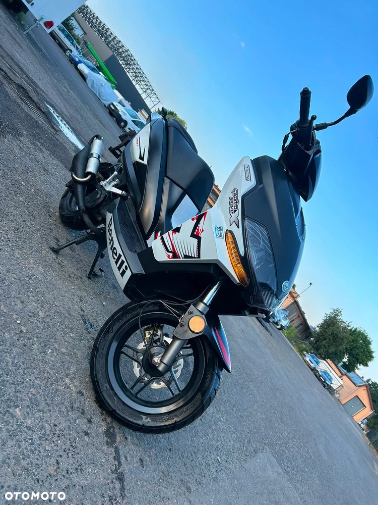 Benelli Inny - 4