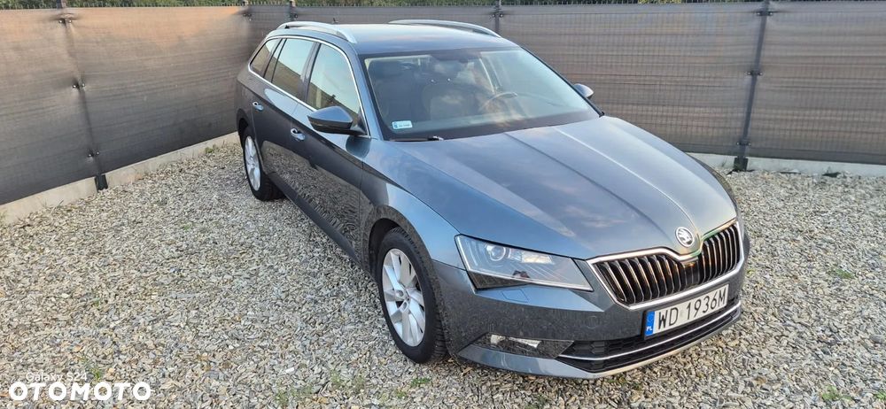Skoda Superb 1.5 TSI ACT Ambition DSG - 2