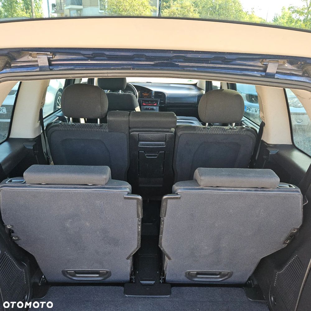 Opel Zafira 2.2 DTI Elegance - 25