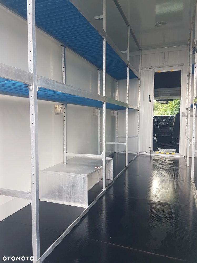 Iveco DAILY KONTENER NISKOPODŁOGOWY 4,44x2,23x2,43 SKLEP FOODTRUCK BAR KLIMA KONIOWÓZ KAMPER - 23
