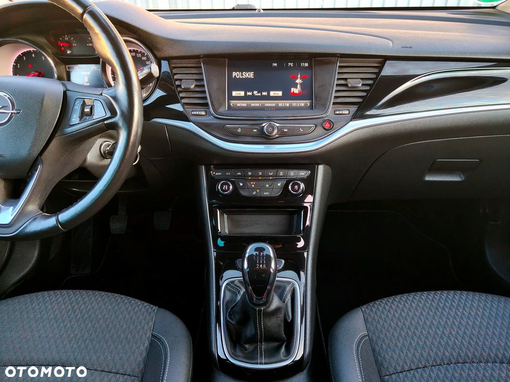 Opel Astra 1.4 Turbo Innovation - 25