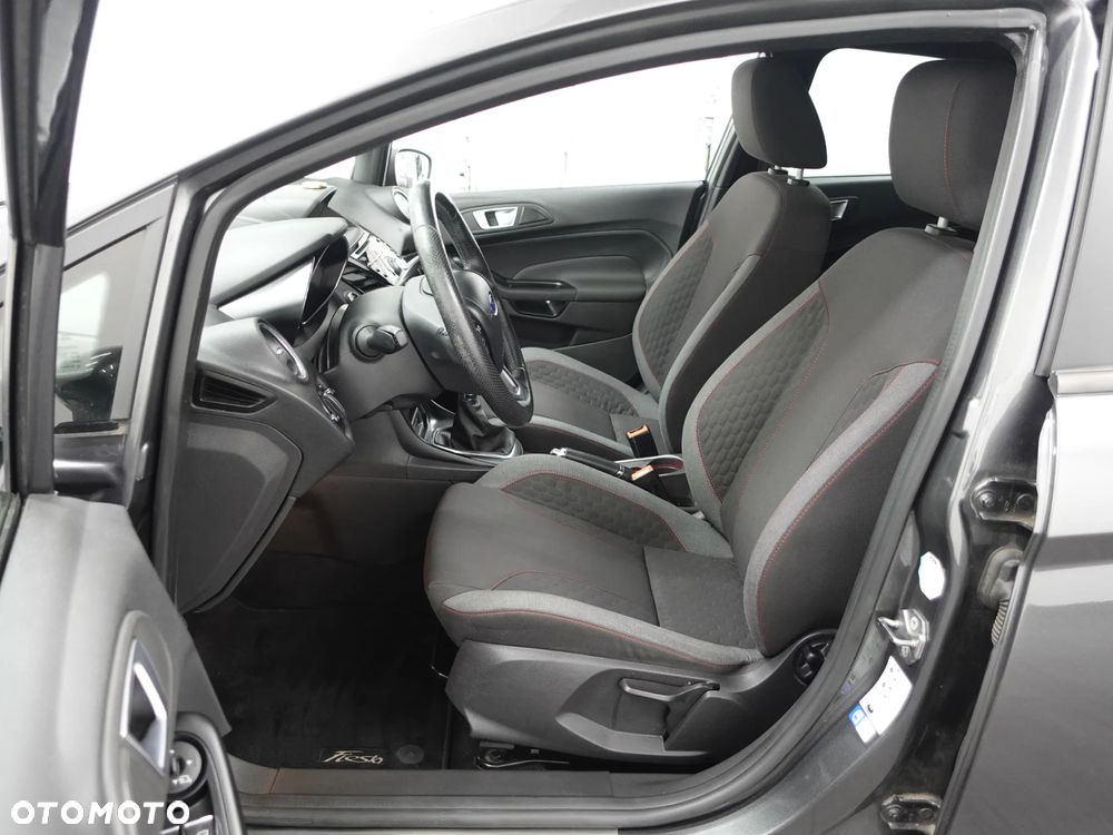 Ford Fiesta 1.0 EcoBoost S&S ST-LINE - 19