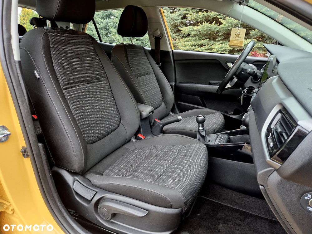 Kia Stonic 1.2 L Business Line - 8