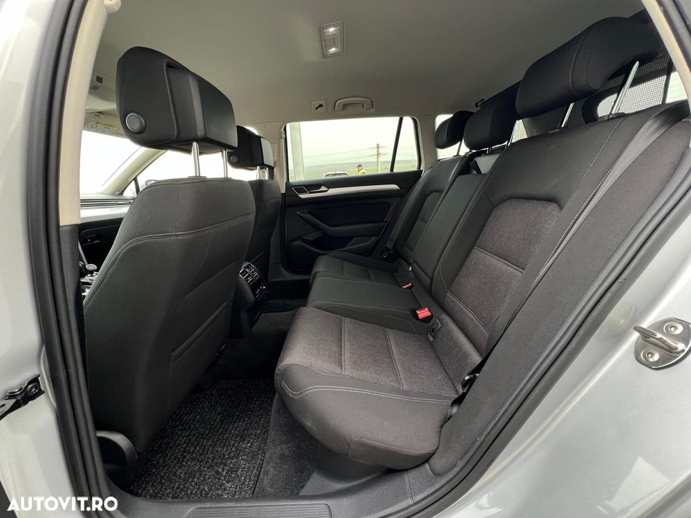 Volkswagen Passat 2.0 TDI DSG Comfortline - 13