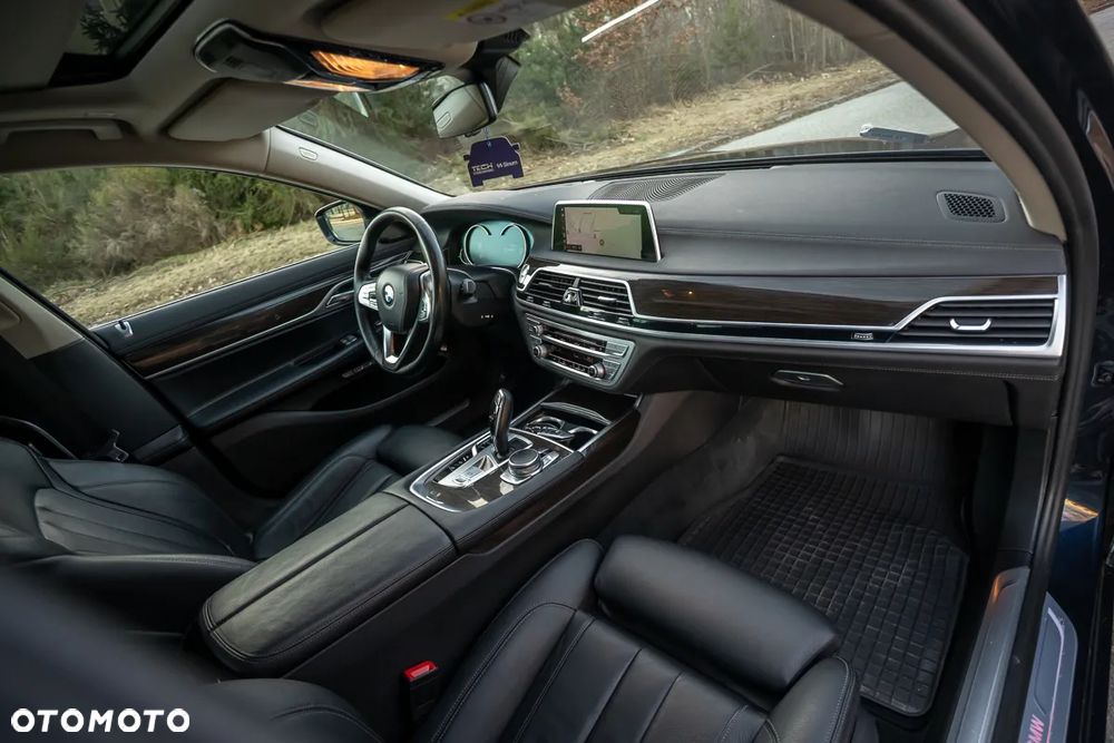 BMW Seria 7 730d - 23