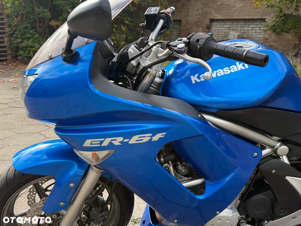 Kawasaki ER - 30
