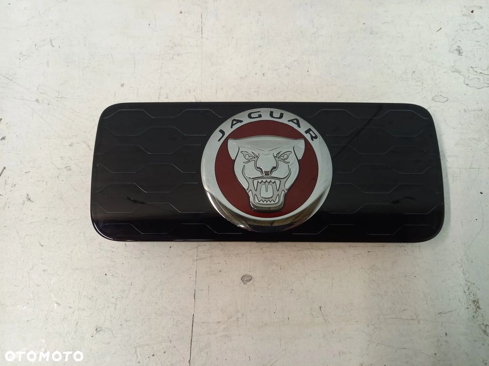 Jaguar XE XF F-Pace XJ znaczek emblemat logo w atrape grill pod radar - 1