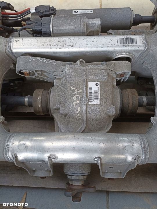 BMW G11 G12 G30 DYFER MOST TYLNY 8638075 2.81 - 2