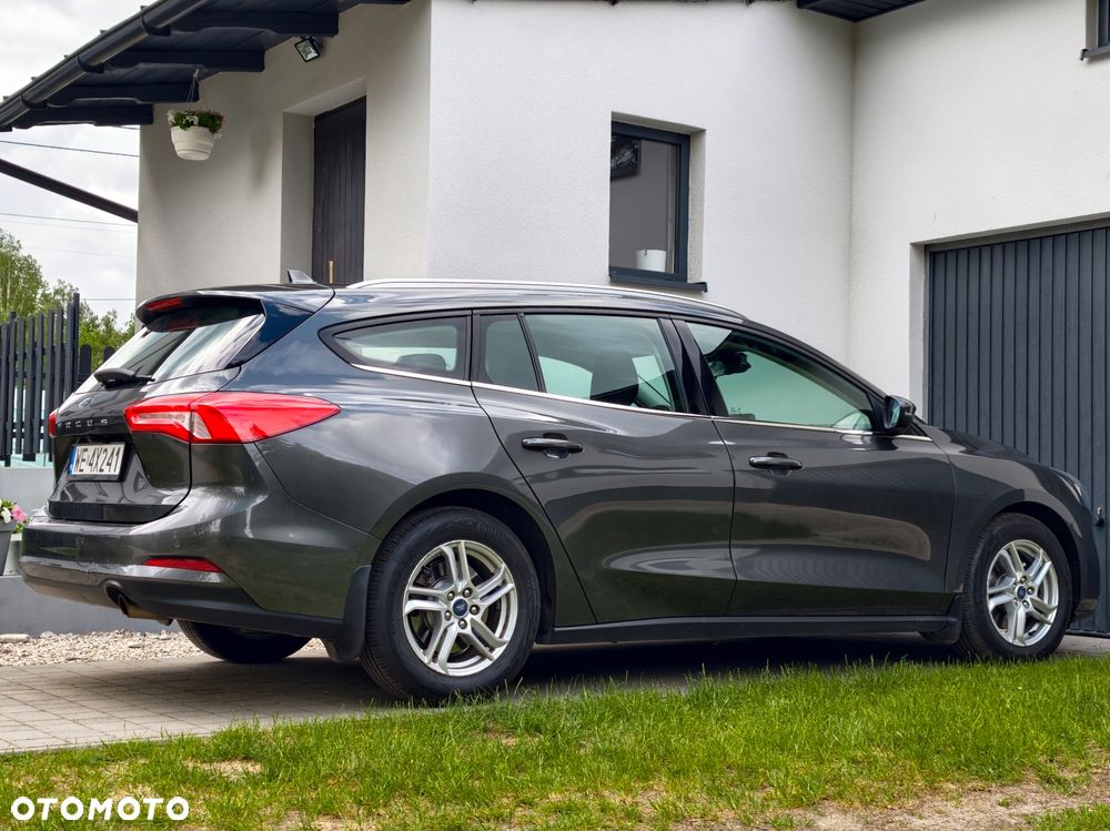 Ford Focus 1.0 EcoBoost mHEV Titanium - 6