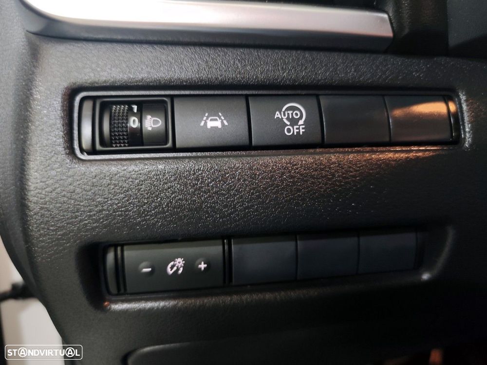 Nissan Qashqai 1.3 DIG-T Tekna - 32