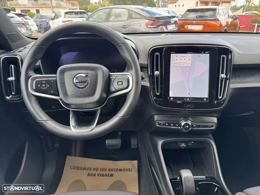 Volvo XC 40 Recharge Core - 9