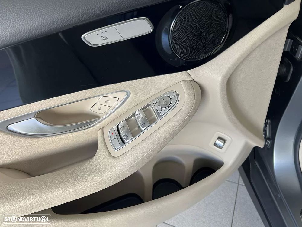 Mercedes-Benz GLC 300 de Coupe 4Matic 9G-TRONIC - 21