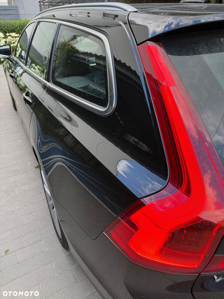 Volvo V90 D4 Momentum Pro - 8