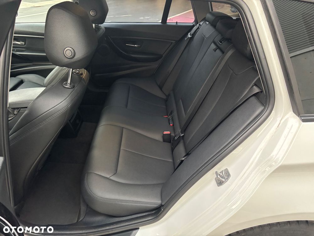 BMW Seria 3 318d Sport Line - 6