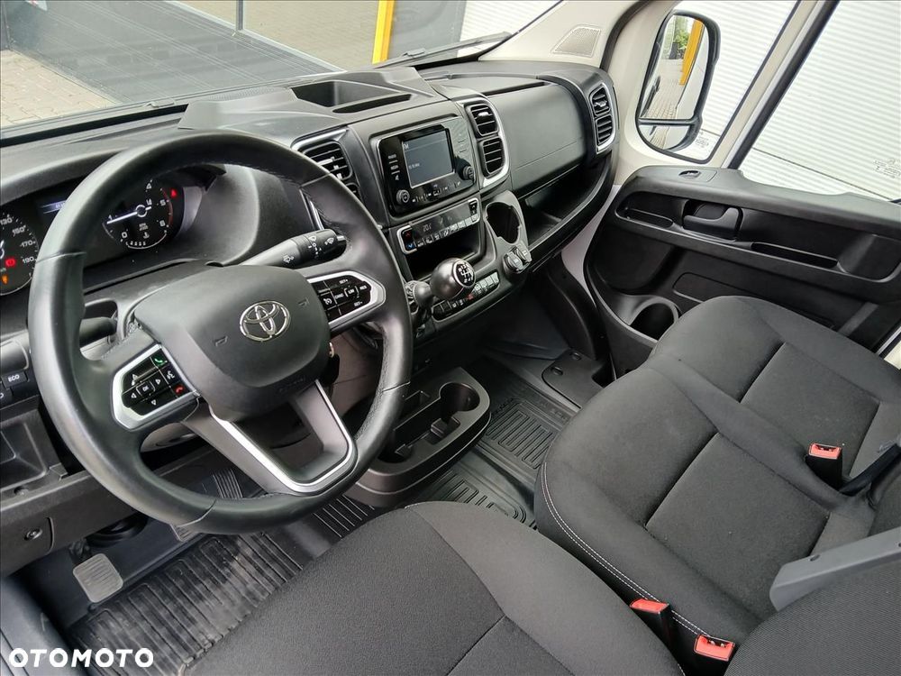 Toyota proace-max - 8