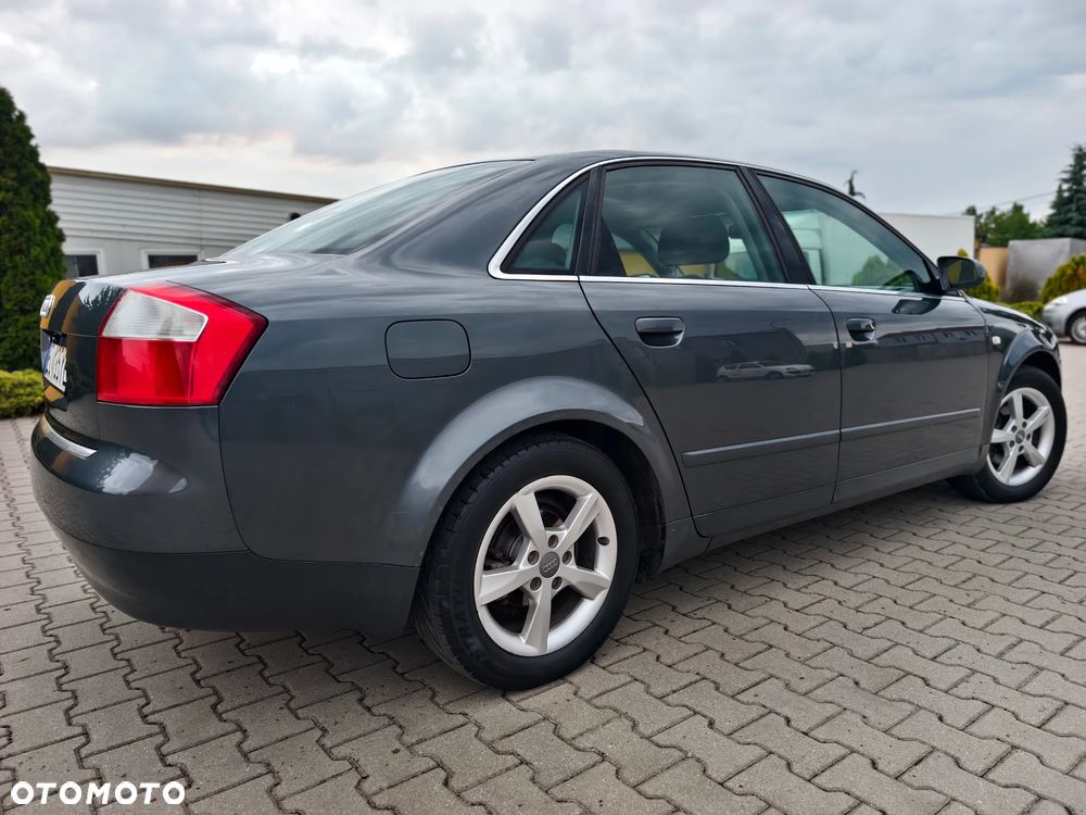 Audi A4 Limousine 2 - 35