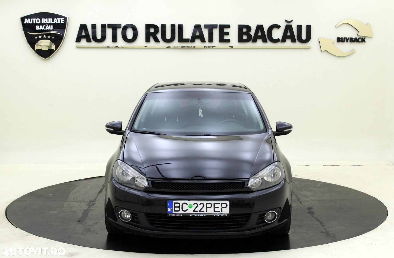 Volkswagen Golf - 10