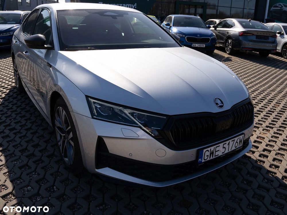 Skoda Octavia 2.0 TDI Sportline DSG - 2