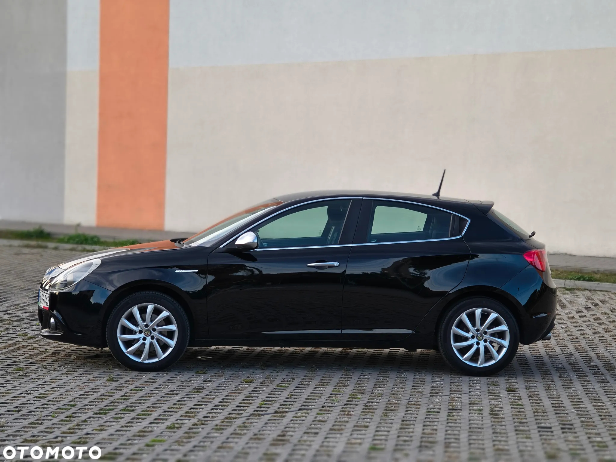 Alfa Romeo Giulietta 2.0 JTDM 16V Super - 8
