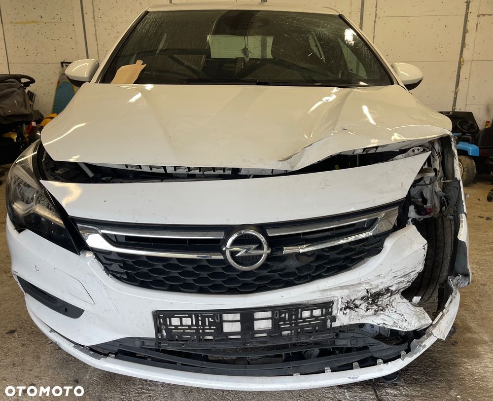 Opel Astra 1.6 D Start/Stop Innovation - 9