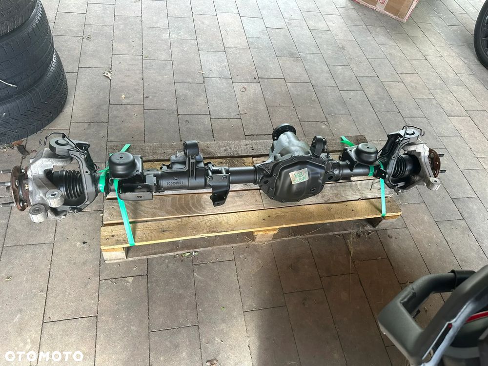 Most przedni Jeep Wrangler 4xe JL Sahara P68294356AH - 1