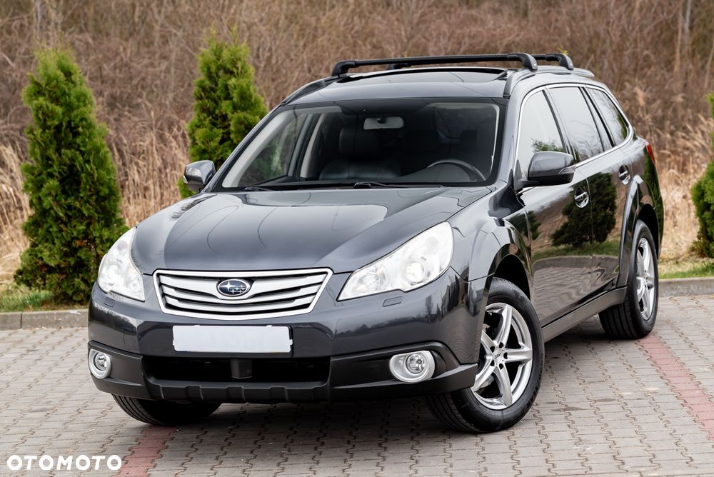 Subaru Outback 2.5i Comfort AT - 1