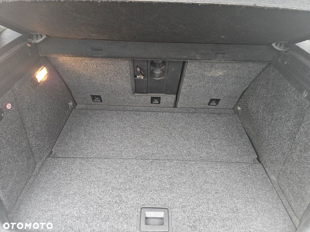 Volkswagen Tiguan - 28