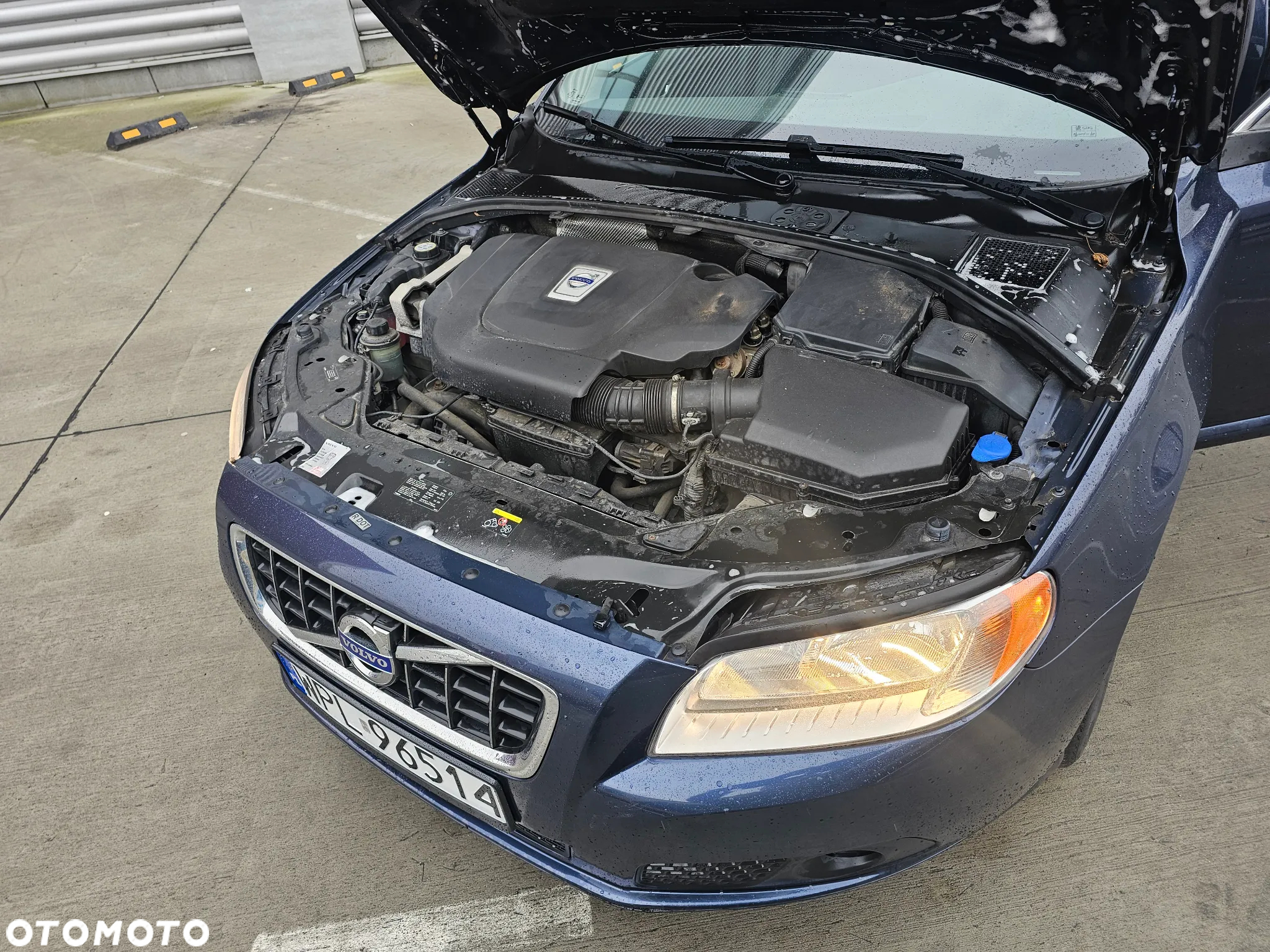 Volvo V70 D3 Momentum - 4