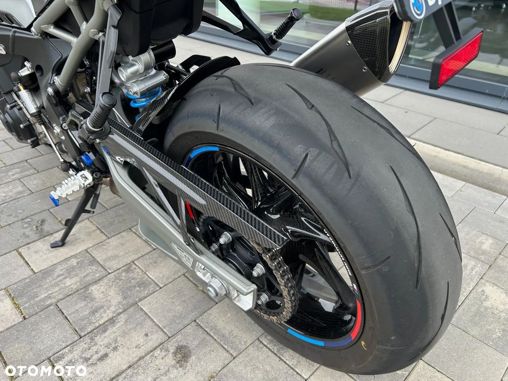 BMW S - 15