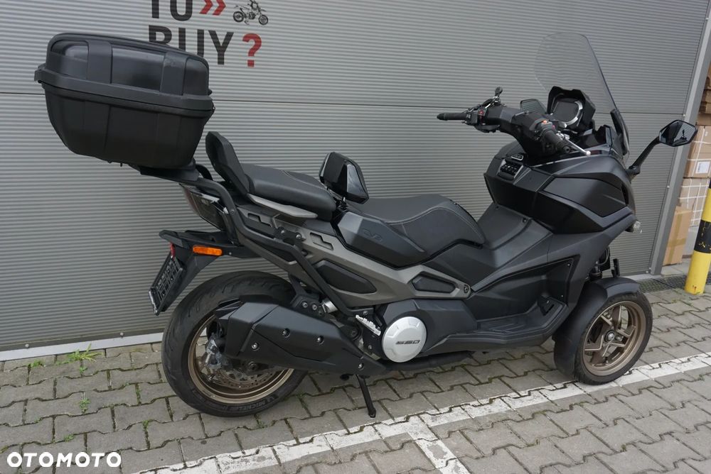 Kymco CV3 - 3