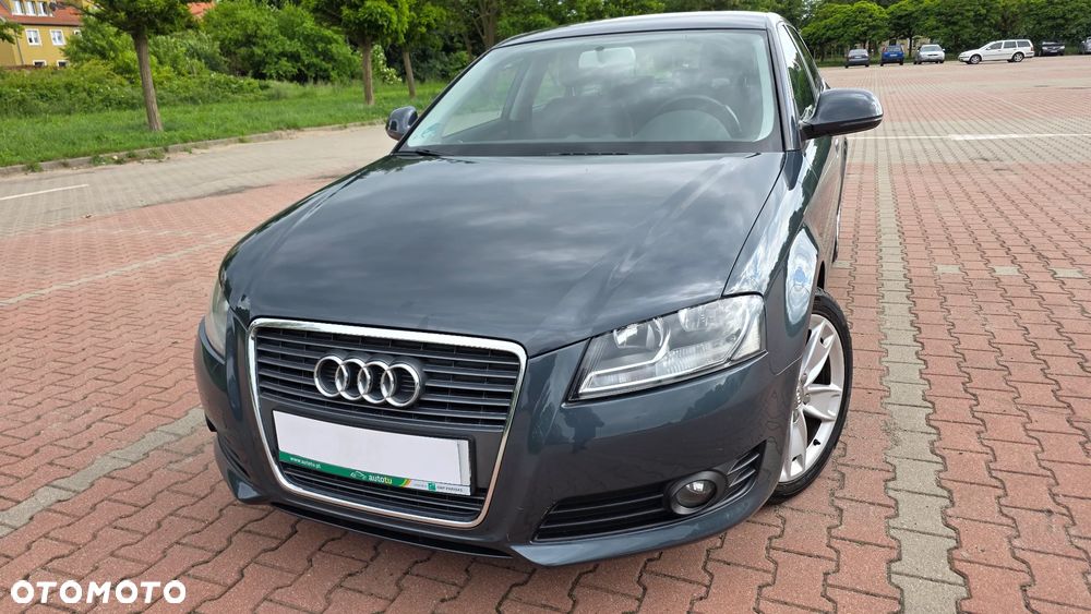 Audi A3 Sportback 1.6 TDI DPF Ambition - 2