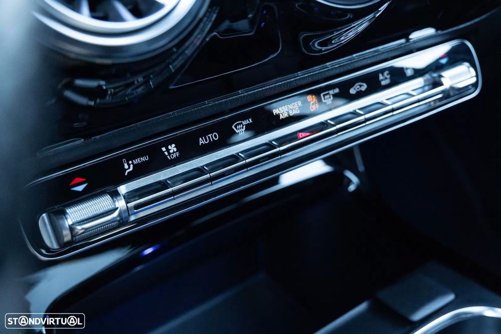 Mercedes-Benz CLA 250 e Shooting Brake AMG Line - 26