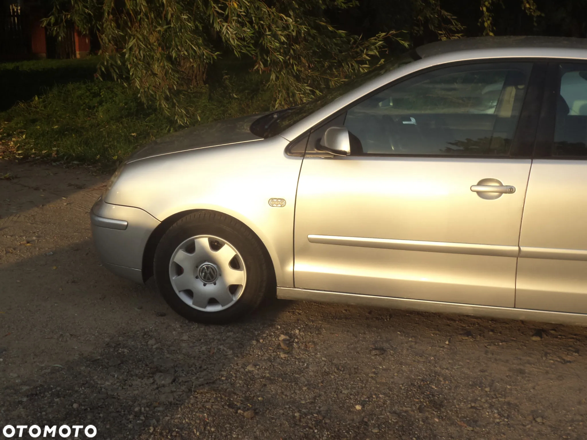 Volkswagen Polo 1.9 TDI Highline - 12