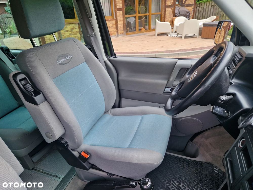 Volkswagen Multivan Standard - 17