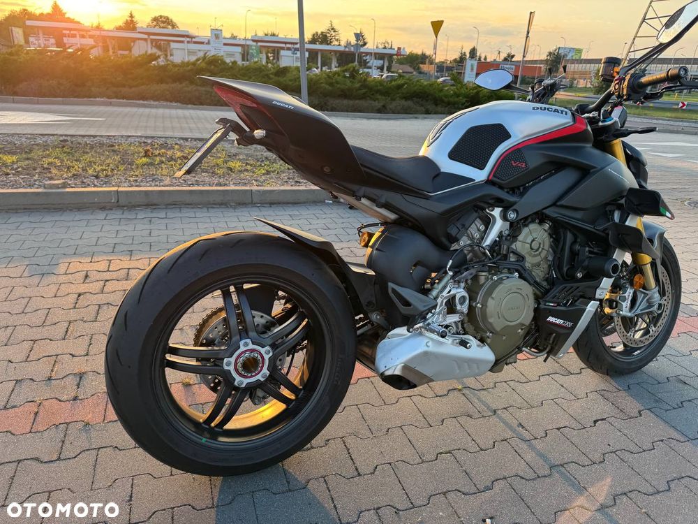 Ducati Streetfighter V4 - 13