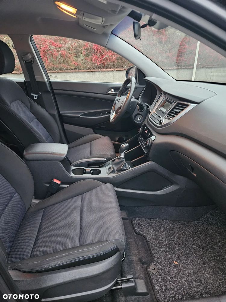 Hyundai Tucson 1.6 GDI BlueDrive Comfort 2WD - 12